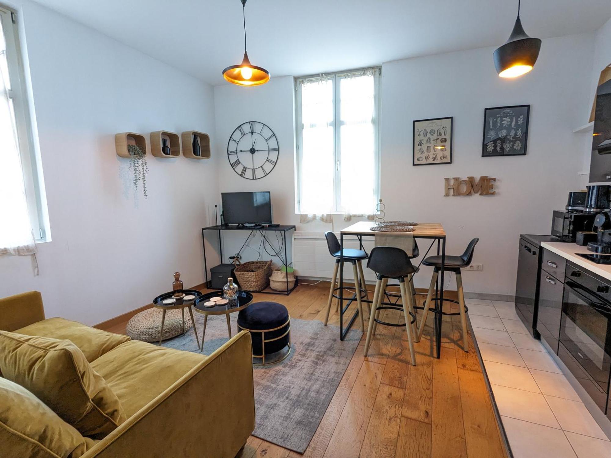Appartement Place De La Cath' Avec Parking Колмар Екстериор снимка